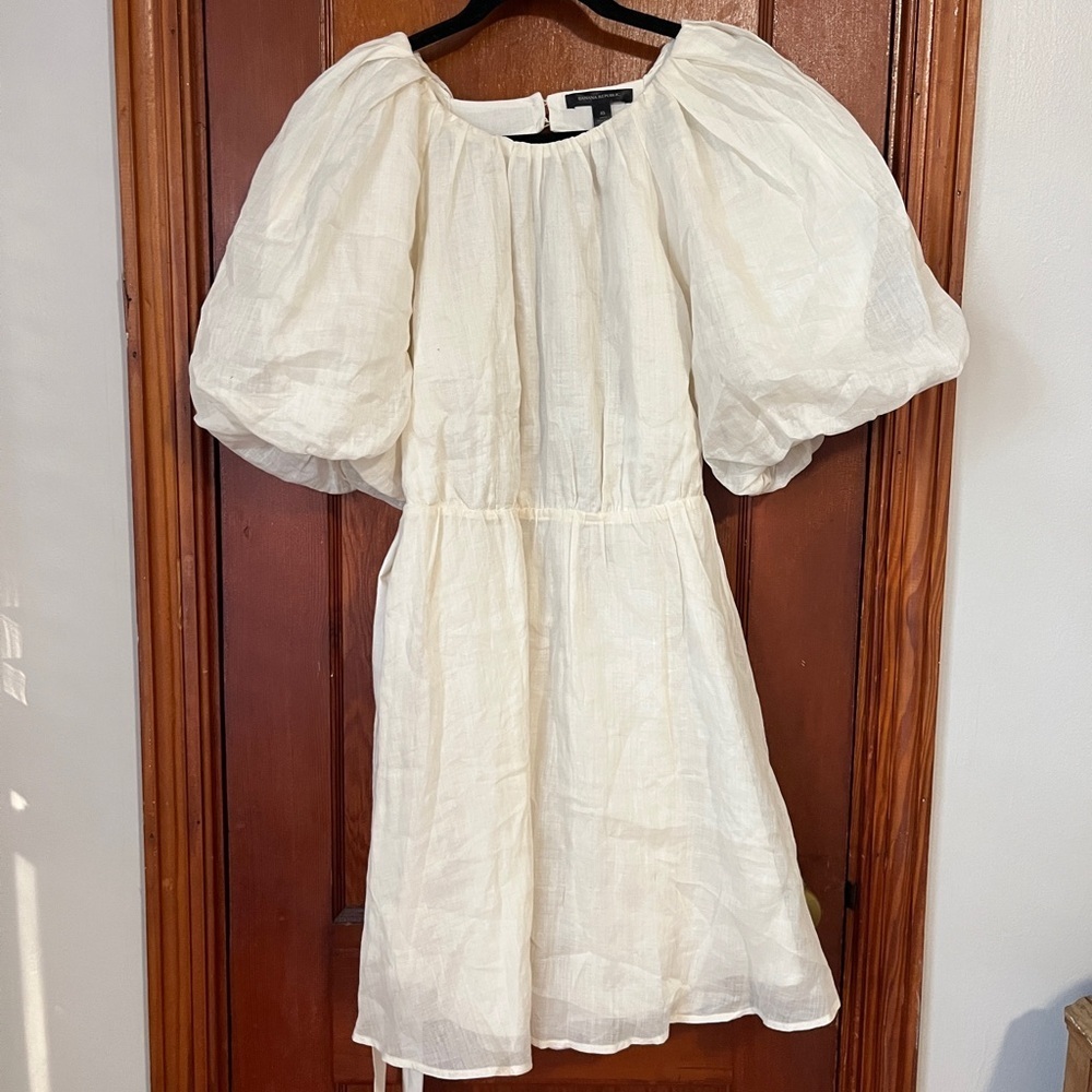 Banana Republic Cream Women’s Dress Size XS NEW WITH TAGS
